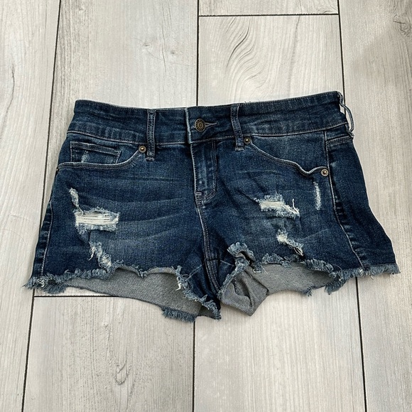 Guess Pants - Guess Distressed Jean Shorts